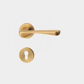 Z1-629 Traditional EUROPEAN Lever Wooden Door Handle